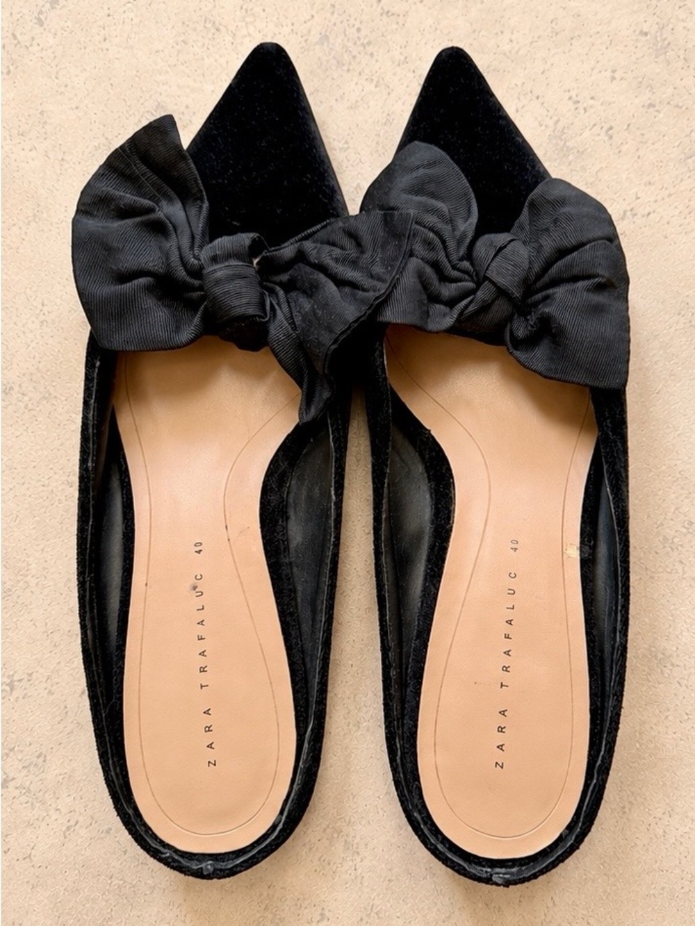 Zara Black Velvet Pointed Bow Flats